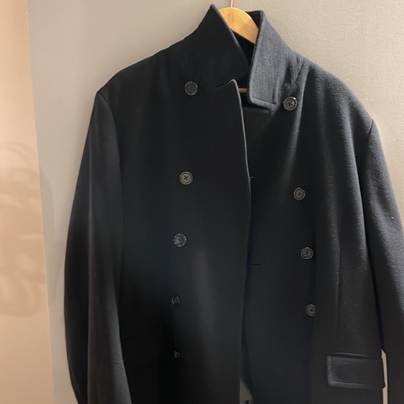 Banana Republic soft wool double breasted coat - Picture 6 of 6